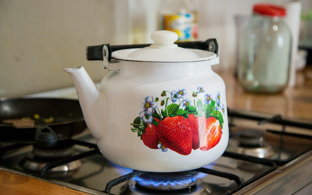 does boiling water purify it